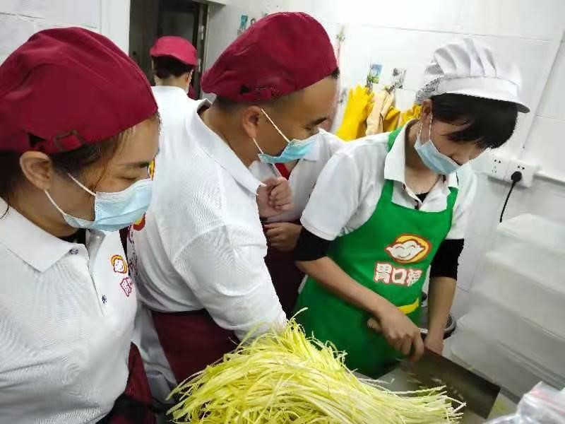 專業(yè)督導培訓，只為讓加盟商更好的開業(yè)